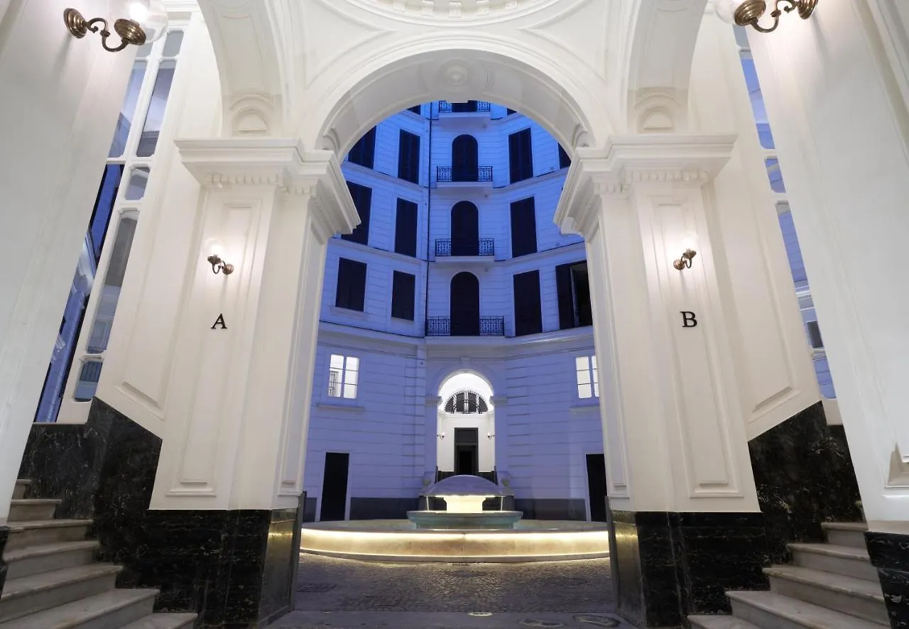 The One Napoli Luxury Apartment 0*, Naples