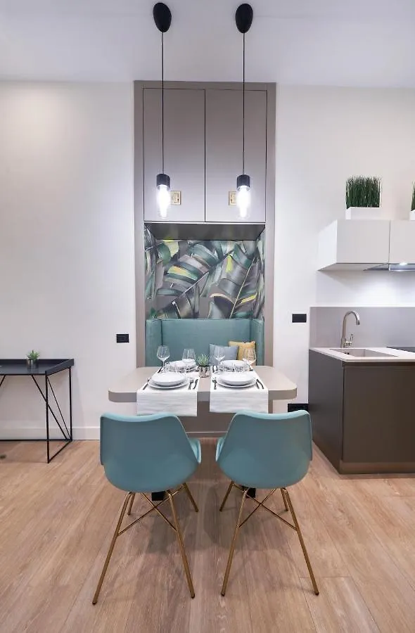 The One Napoli Luxury Apartment 0*, Naples