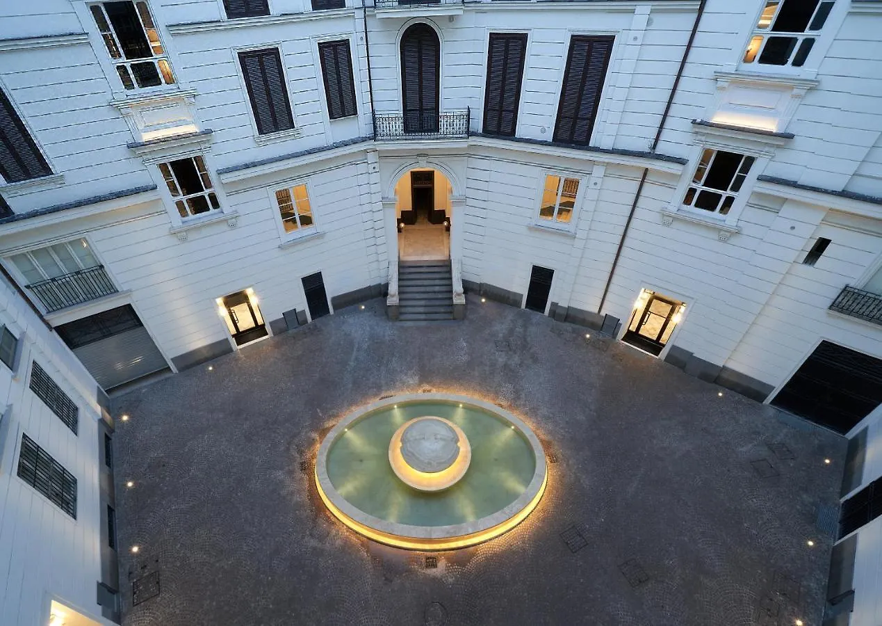 The One Napoli Luxury Apartment