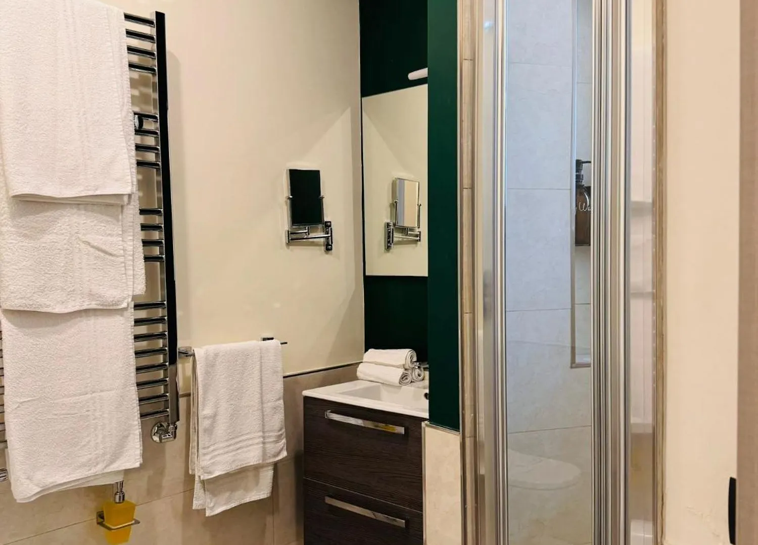 The One Napoli Luxury Apartment Naples