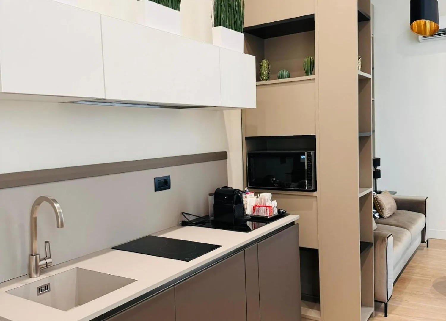 The One Napoli Luxury Apartment 0*, Naples Italy